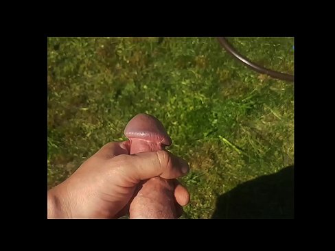 ❤️ Hot hottie si fa scopare la figa rosa e sborra con uno squirt in un giardino estivo ️ Pornoal it.hentaidude.ru ❌️